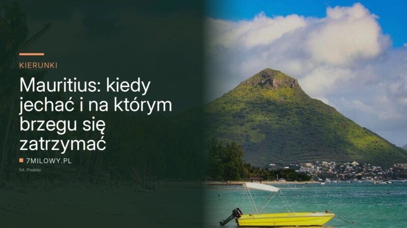 Plaża Flic en Flac na zachodnim wybrzeżu Mauritiusa, w tle zielone wzgórze